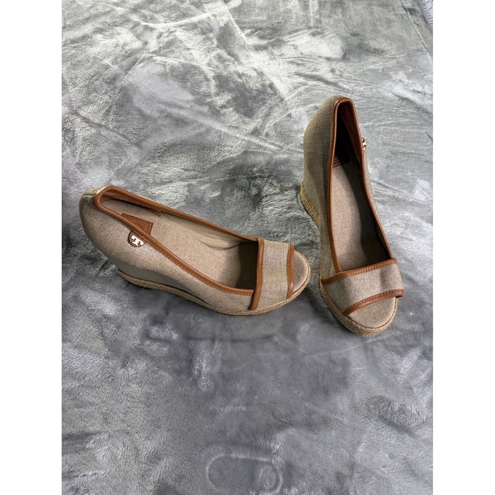 NEW W/ BOX Tory Burch Sally Canvas Espadrille Wedge Sandals Womens Beige US 8.5